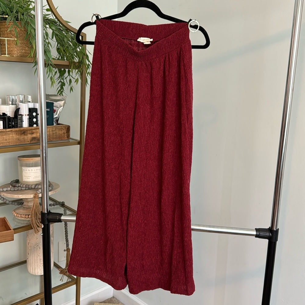 Wide leg pants